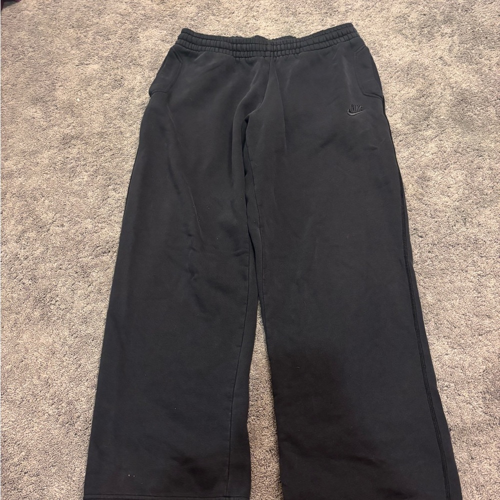 Nike Men’s Black Sweatpants